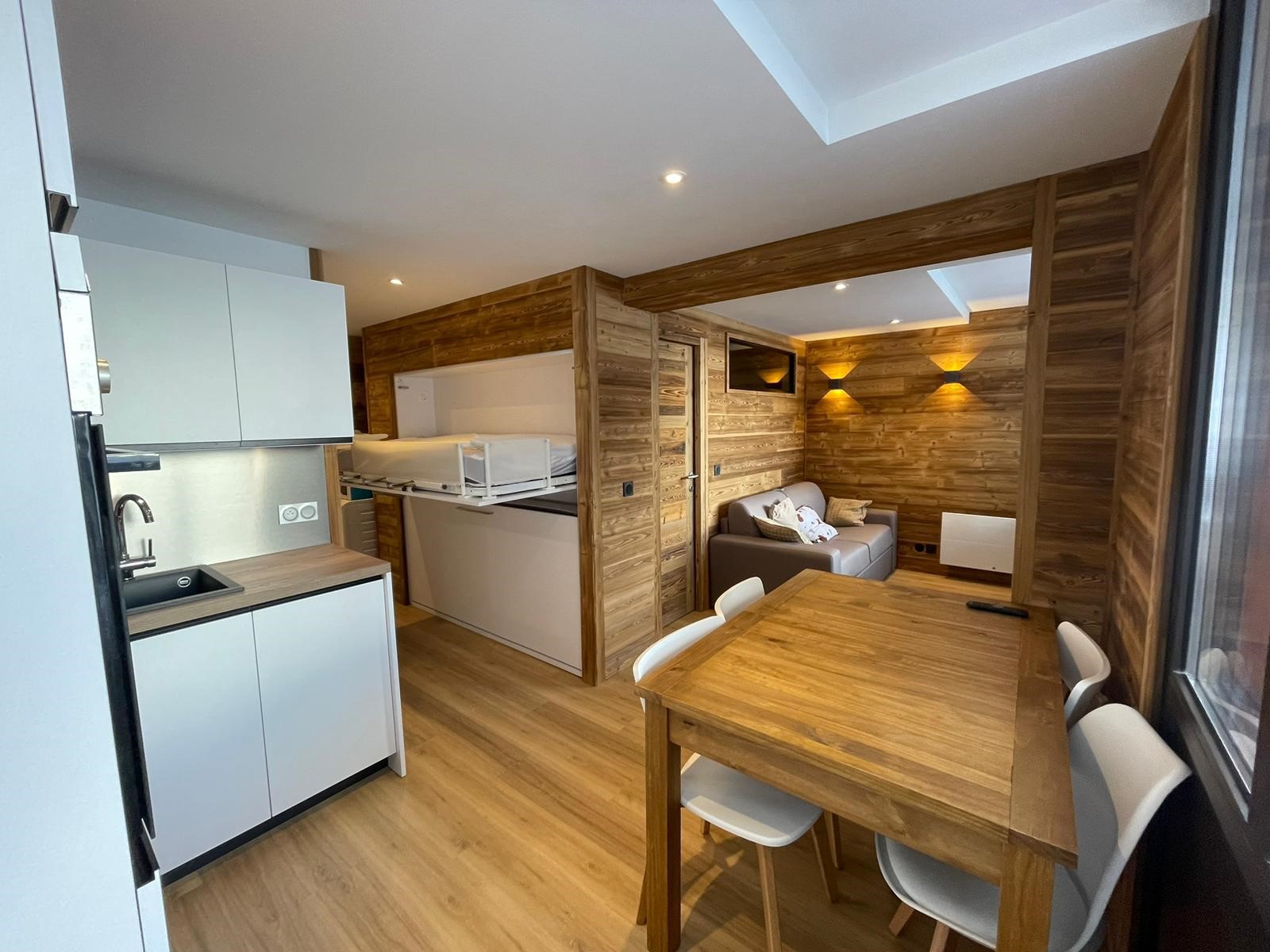Šestokrevetni apartman TI-RPPA-203
